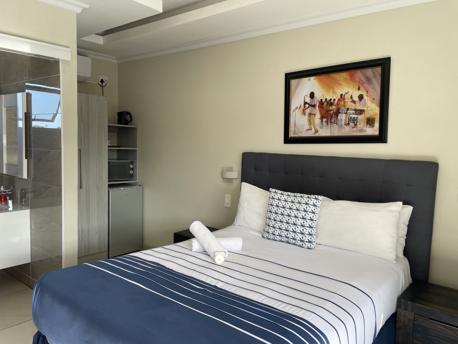 14 Bedroom Property for Sale in Haven Hills Eastern Cape